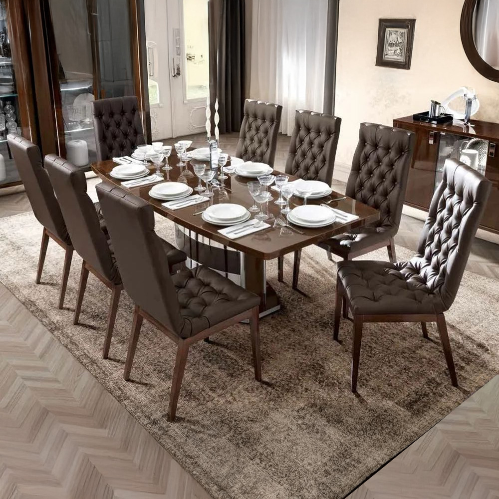 CAN 8 PEOPLE FIT AT A 160 CM DINING TABLE