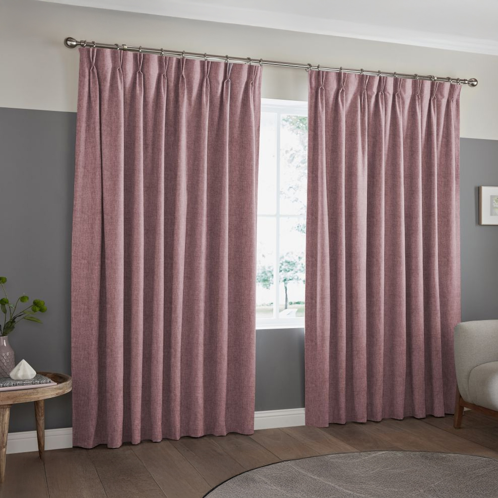 CREATE A GORGEOUS MODERN LOOK WITH BLINDS AND CURTAINS