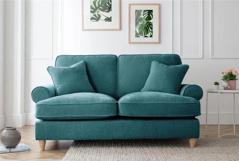 Sofa vs Couch vs Settee Whats the Difference - 01